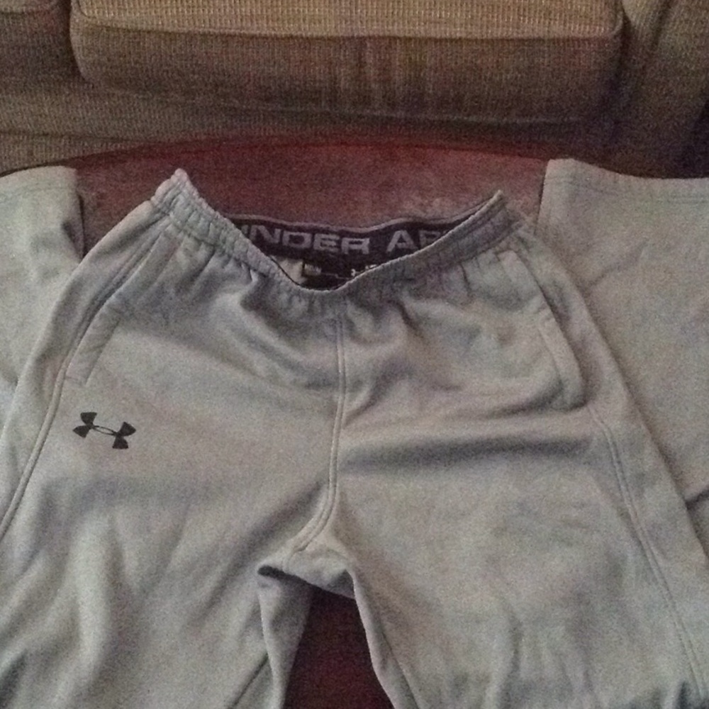 NWOT Men's Grey Under Armour Sweat pants